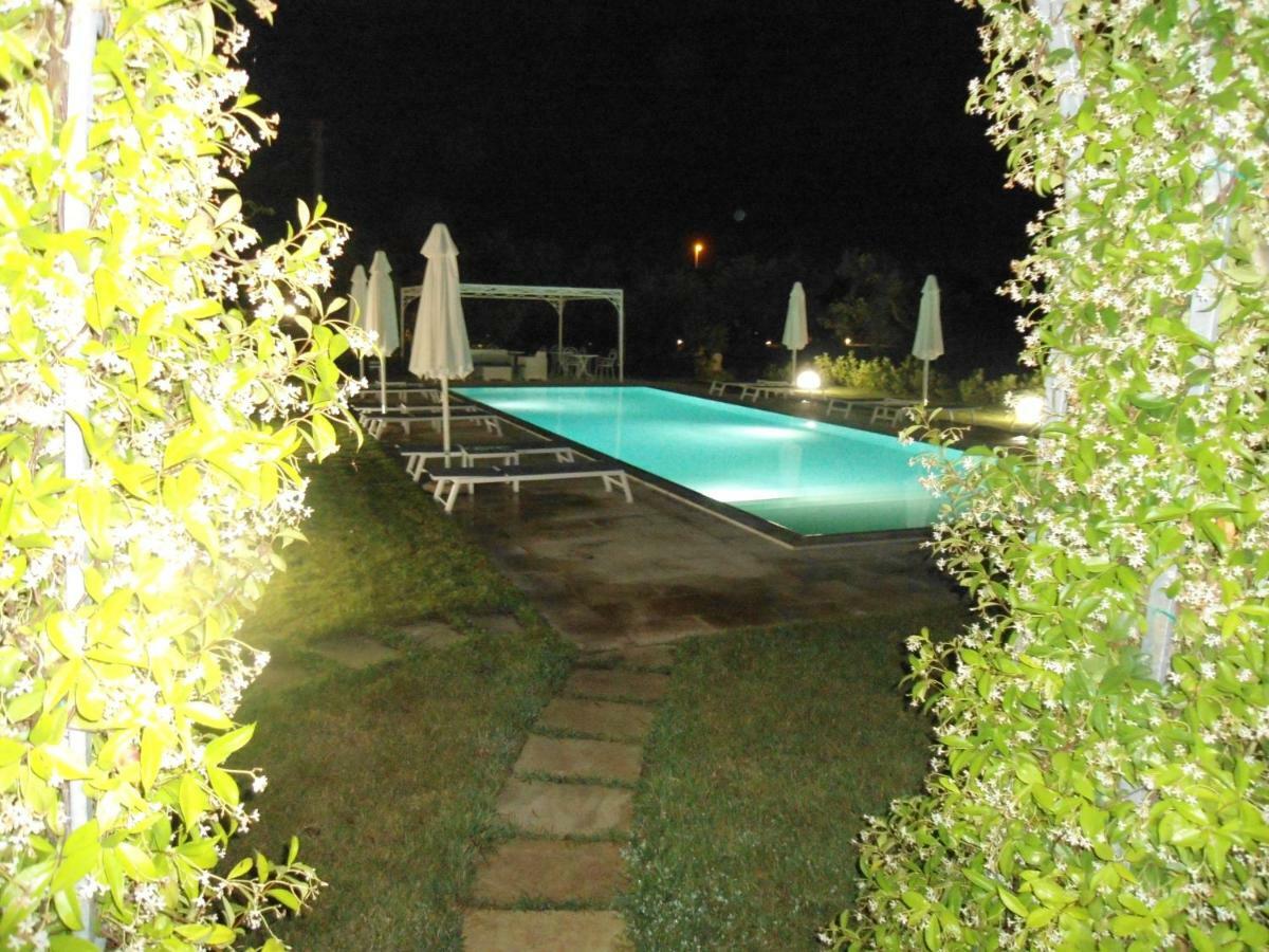 Tenuta Pigliano Hotel Bagnolo del Salento Dış mekan fotoğraf